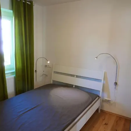 1 Soeflingen Apartment